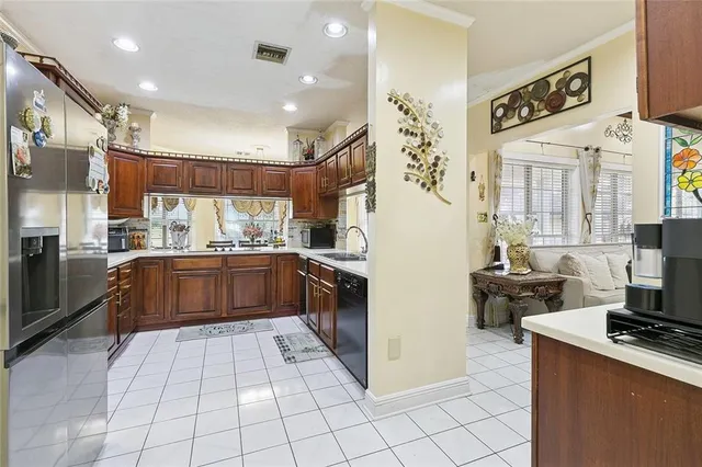 $515,000 | 3504 Lake Palourde Drive, Harvey, LA 70058