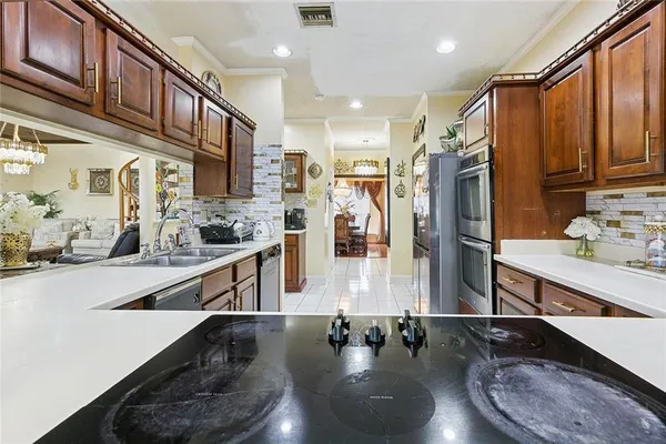 $495,000 | 3504 Lake Palourde Drive, Harvey, LA 70058