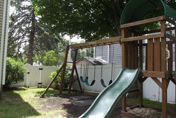 6 Curtis Road Woburn, MA 01801 - Photo 25 of 27 Gallery Image 25