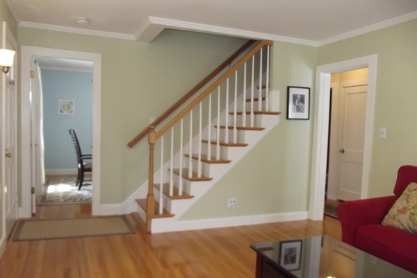 6 Curtis Road Woburn, MA 01801 - Photo 5 of 27 Gallery Image 5