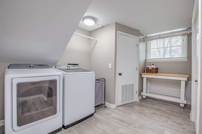 5911 Post Road Nashville, TN 37205 - Photo 31 of 38 a utility room with dryer and washer