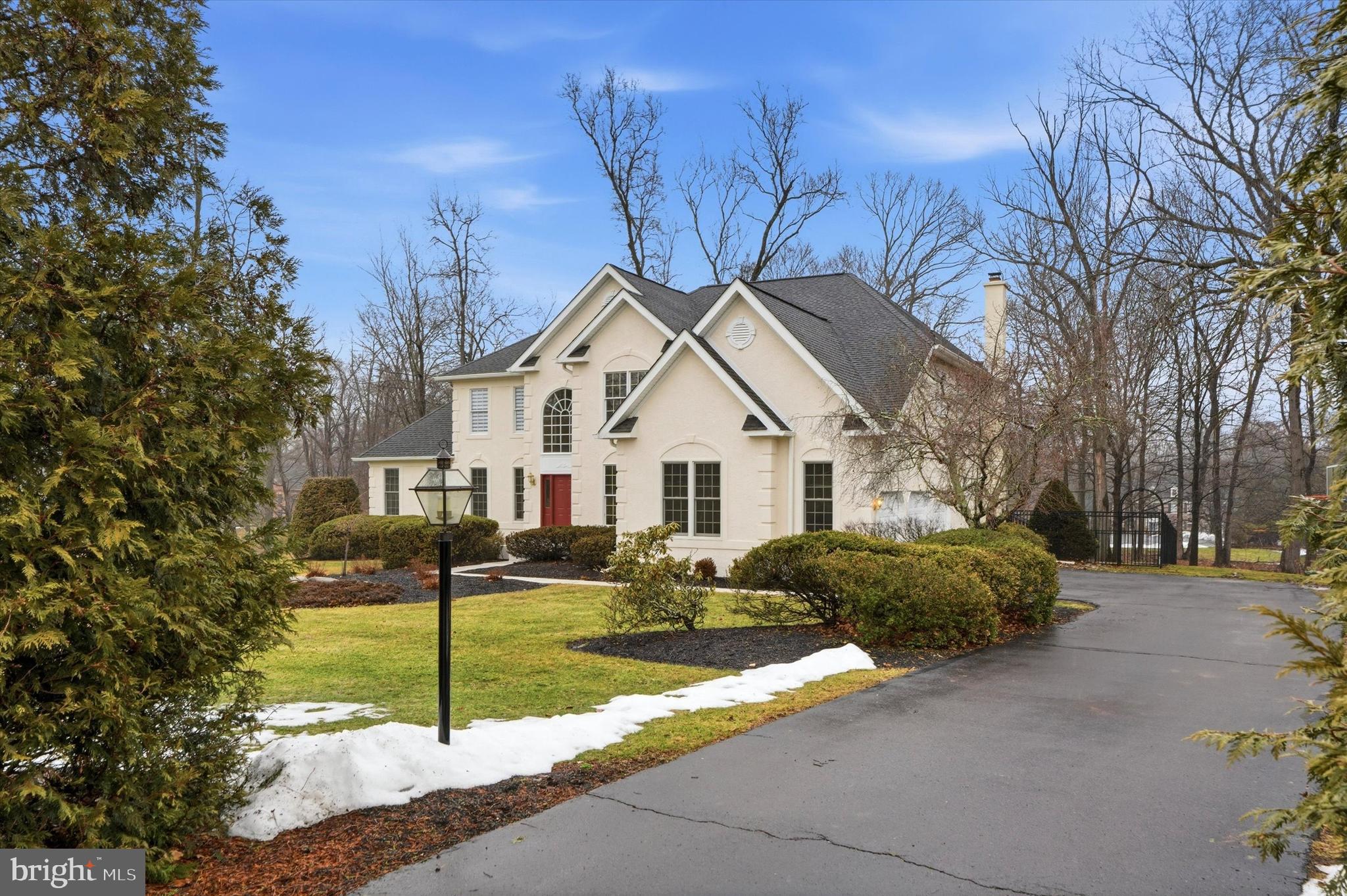 385 Ridge Avenue Newtown, PA 18940 - Photo 4 of 50