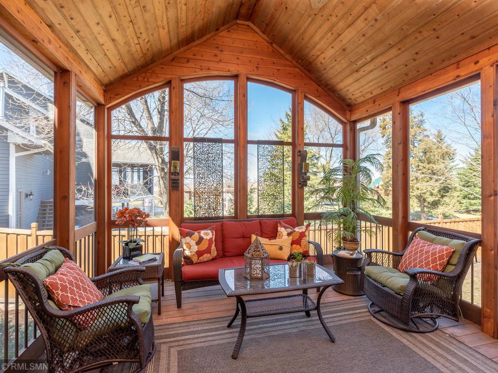 12706 Riverview Road Eden Prairie, MN 55347 - Photo 23 of 52