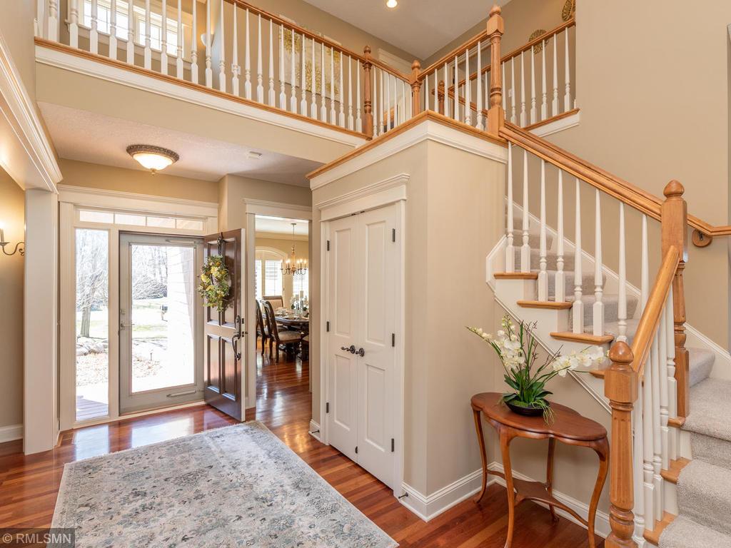 12706 Riverview Road Eden Prairie, MN 55347 - Photo 9 of 52