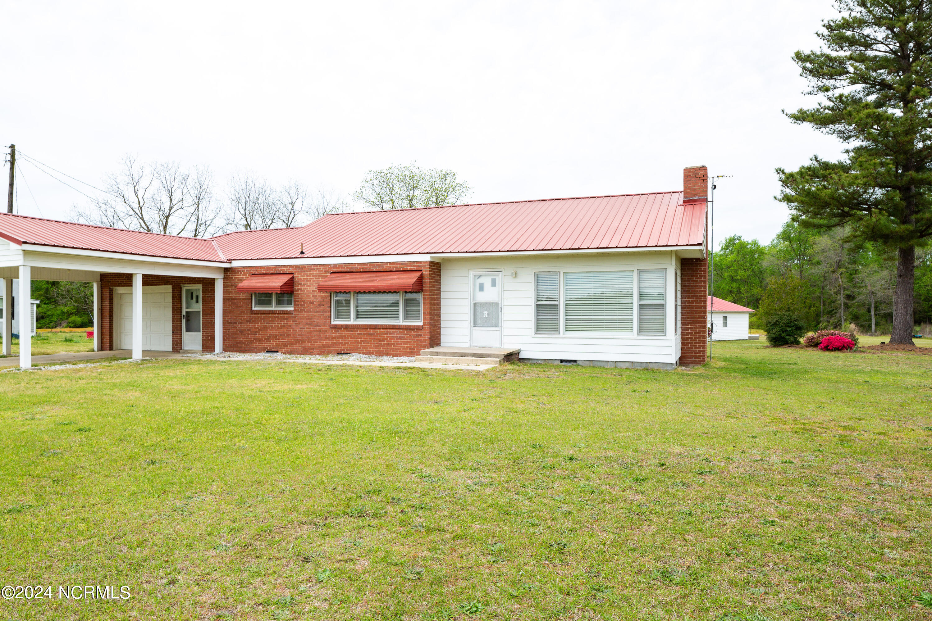 1680 Fleet Cooper Road Roseboro, NC 28382 - Photo 2 of 33 1680 Fleet Cooper Rd2