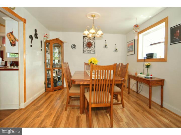 395 Coldspring Road Southampton, PA 18966 - Photo 9 of 24 Dining Room