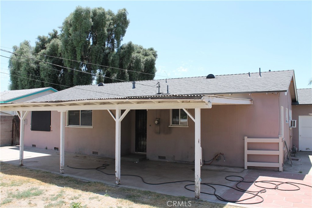 1112 Devon Place Redlands, CA 92374 - Photo 3 of 10