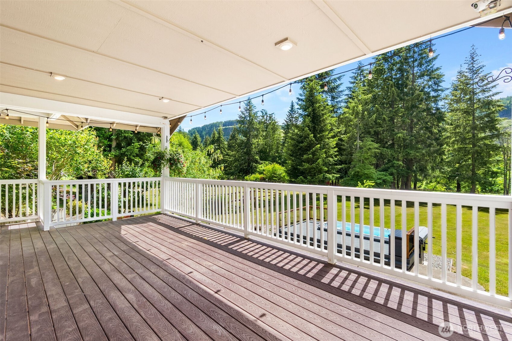 17718 Mulqueen Road Southeast Rainier, WA 98576 - Photo 29 of 40