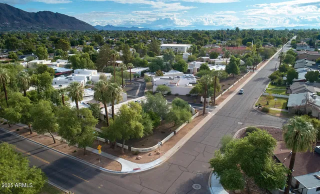 $895,000 | 4822 East Earll Drive, Phoenix, AZ 85018