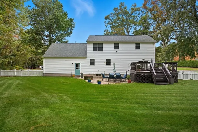 $479,900 | 226 Allen Street, East Longmeadow, MA 01028