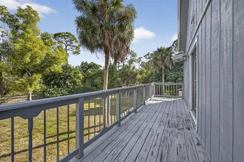 a view of workspace with gym equipment