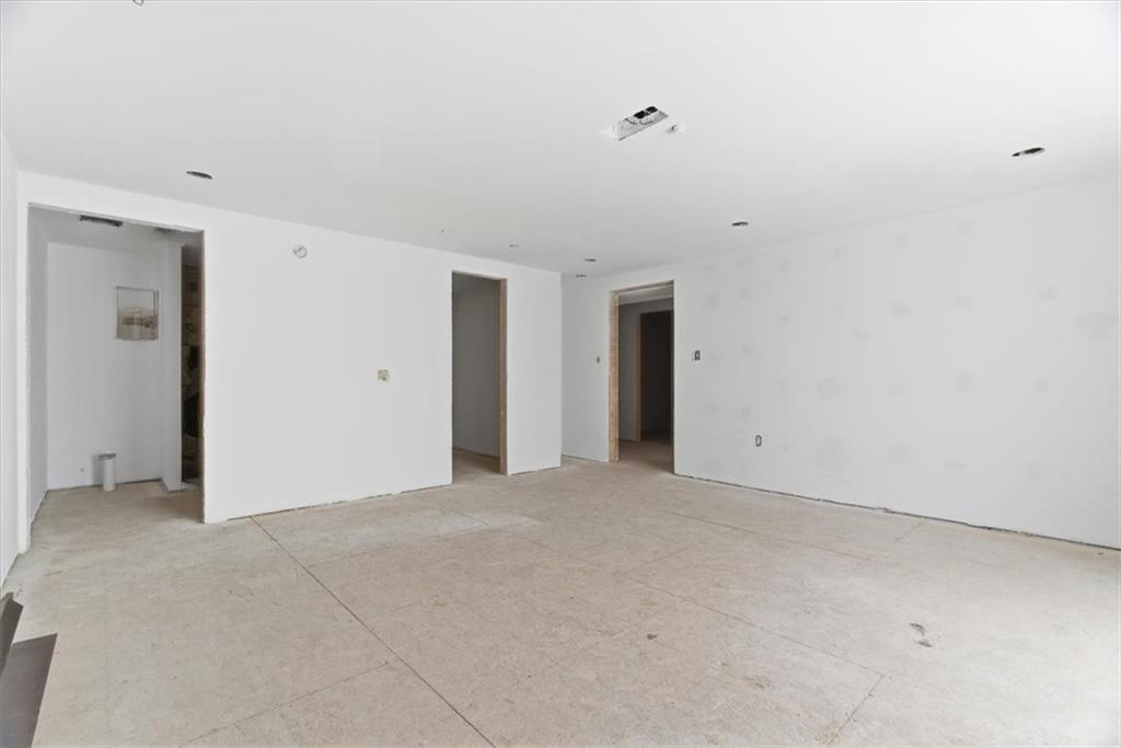 1 Pius Street, Unit A4 Pittsburgh, PA 15203 - Photo 24 of 40 primary bedroom showing entry to en-suite bath and walk-in closet