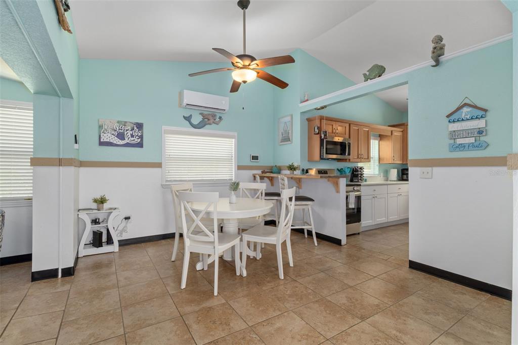 6245 Waverly Road Weeki Wachee, FL 34607 - Photo 3 of 31