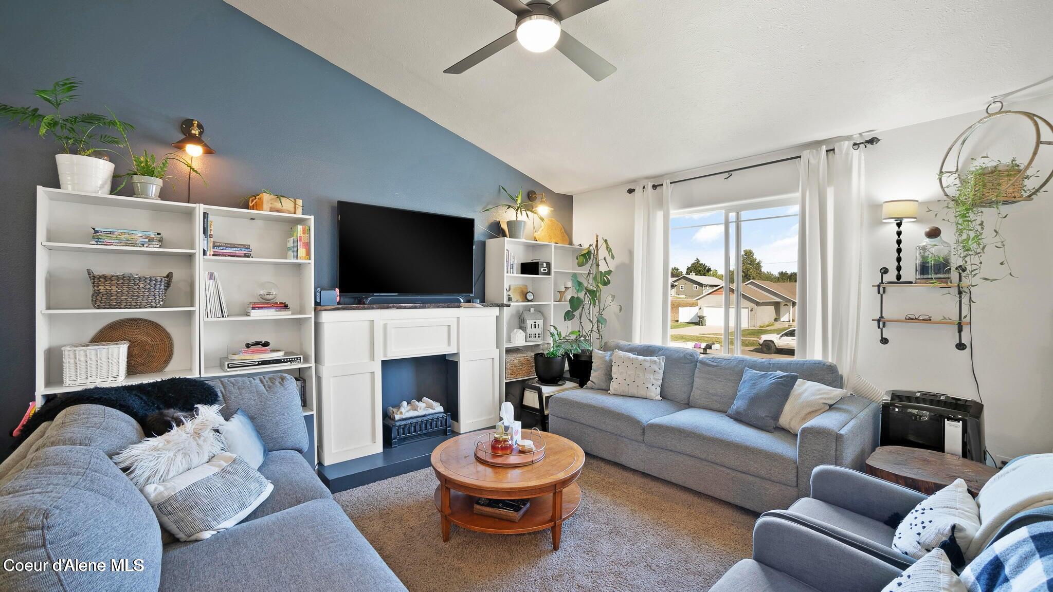 1150 Jamison Court Post Falls, ID 83854 - Photo 6 of 36 Jamison Living