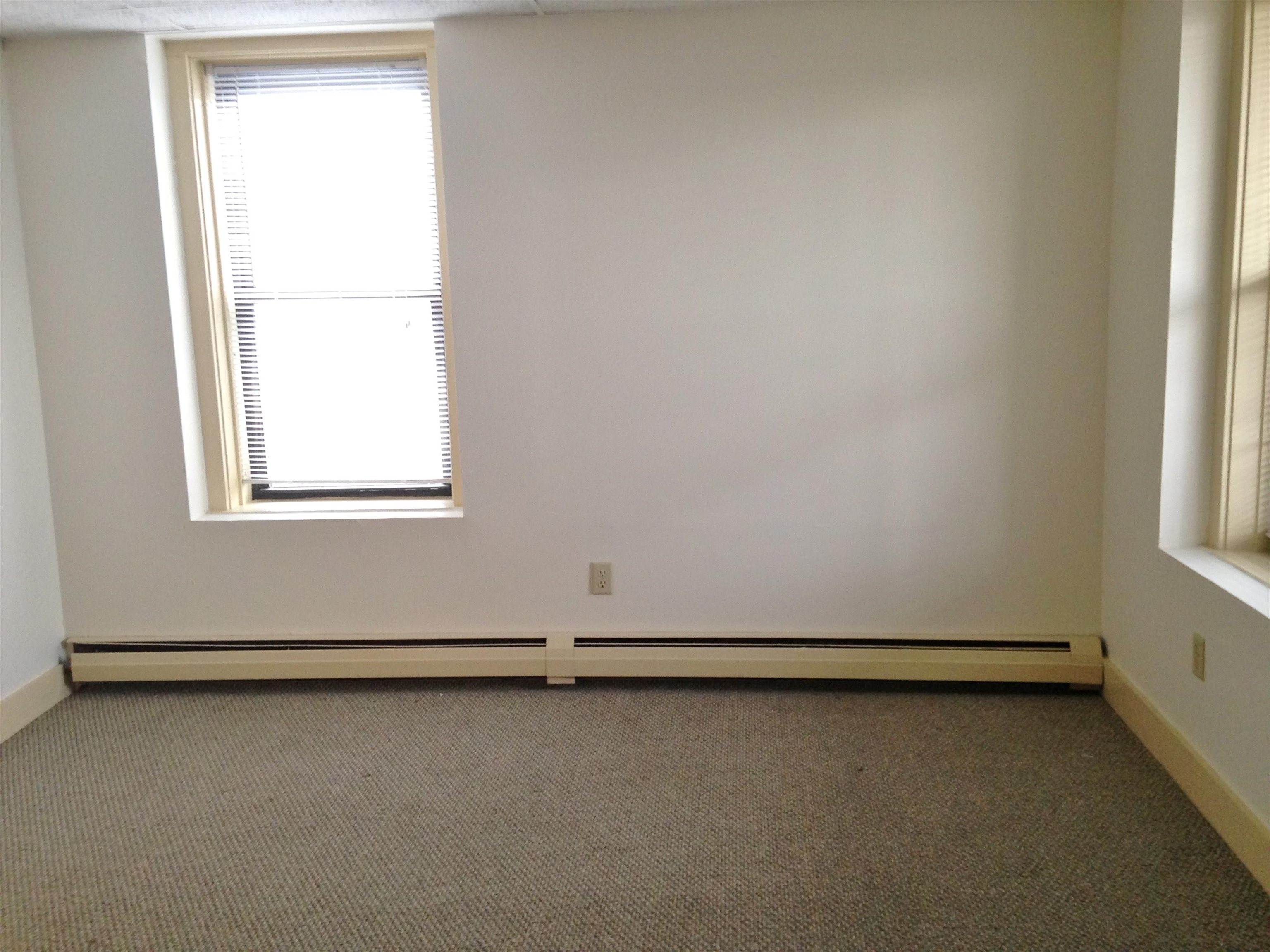 610 Union Street, Unit 403 Manchester, NH 03104 - Photo 18 of 34