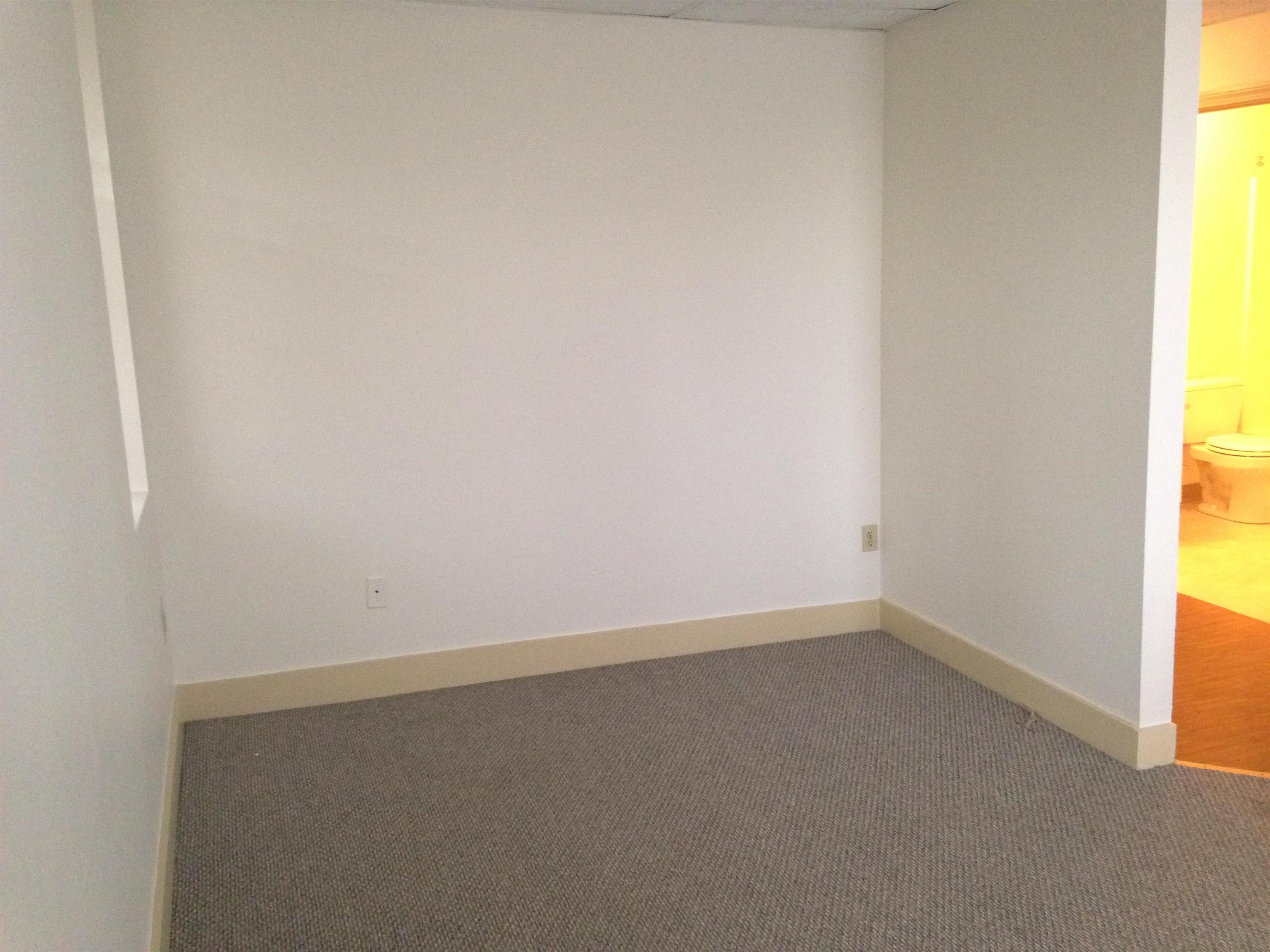 610 Union Street, Unit 403 Manchester, NH 03104 - Photo 21 of 34