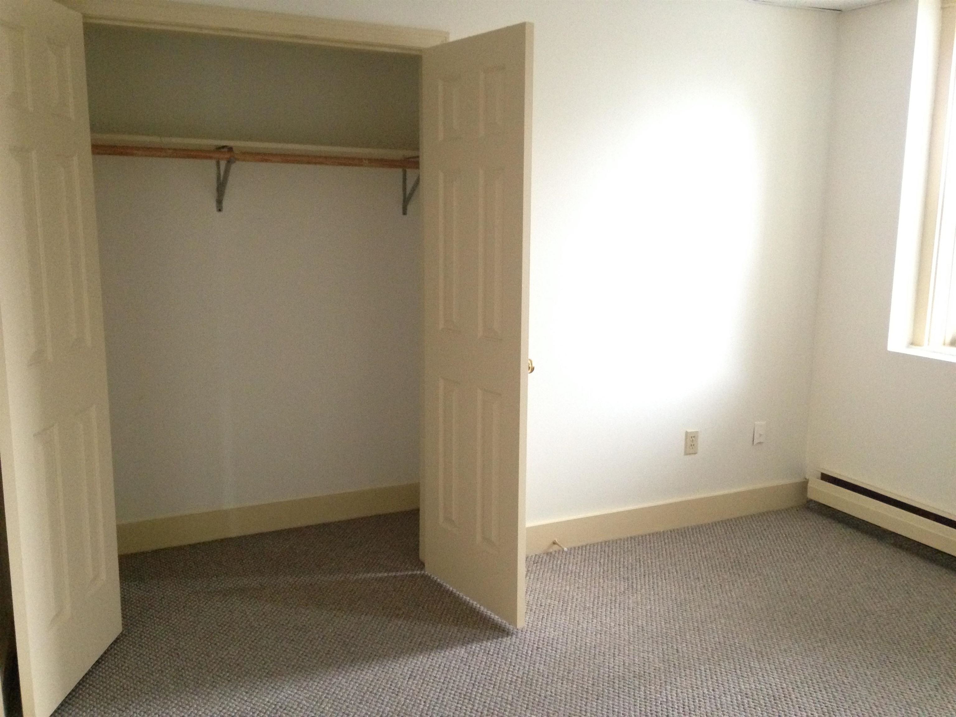 610 Union Street, Unit 403 Manchester, NH 03104 - Photo 27 of 34
