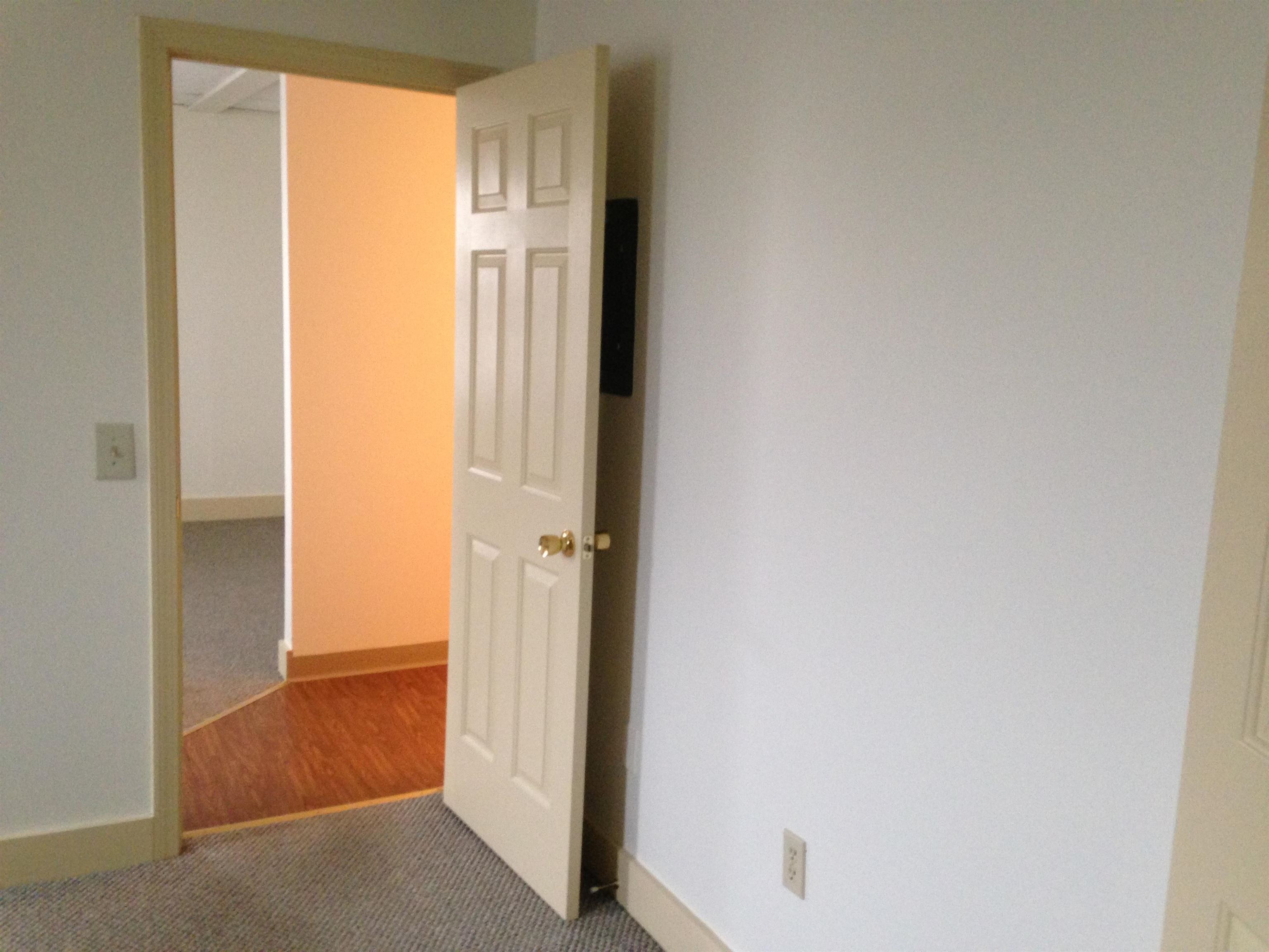 610 Union Street, Unit 403 Manchester, NH 03104 - Photo 31 of 34