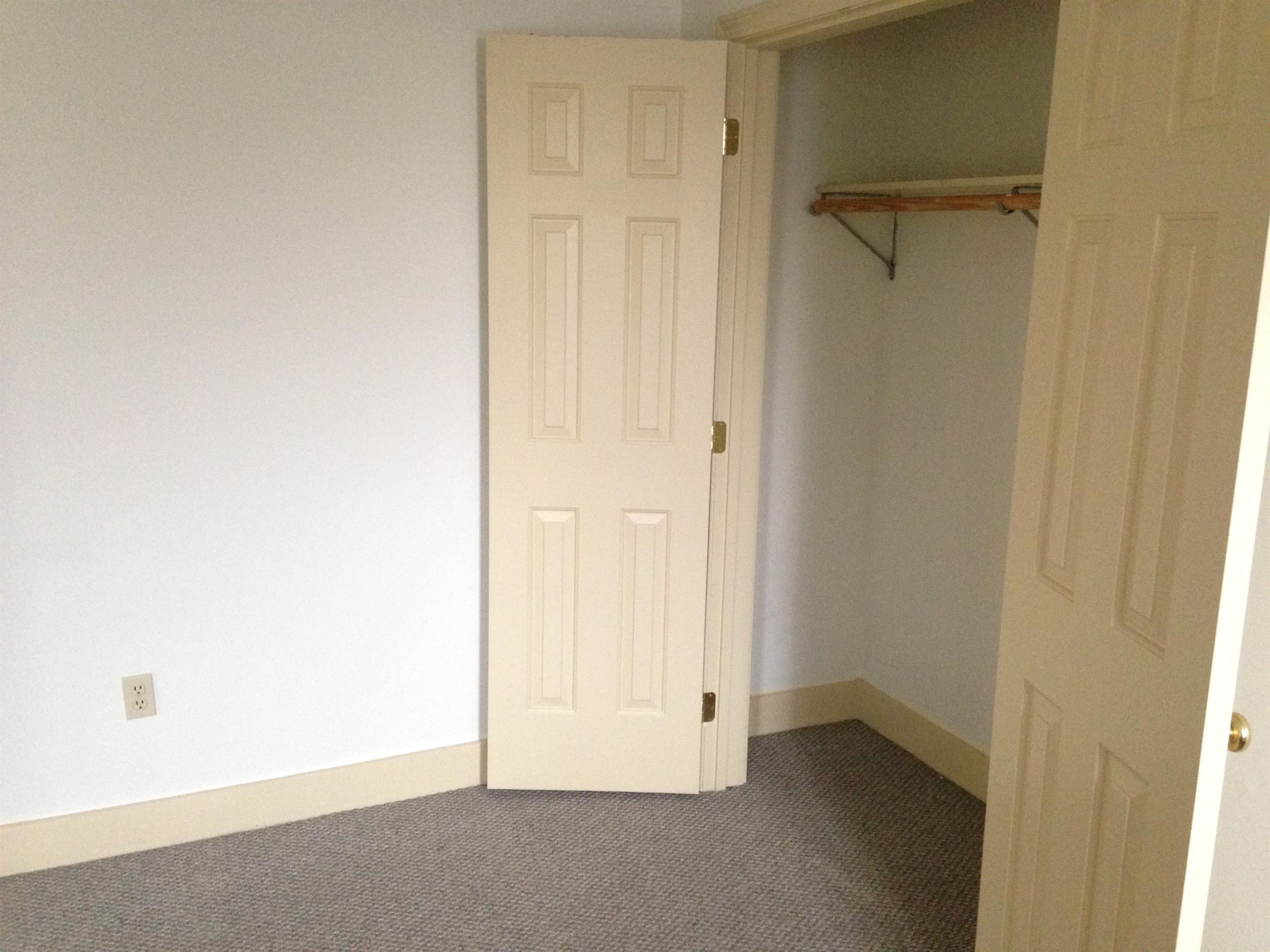 610 Union Street, Unit 403 Manchester, NH 03104 - Photo 32 of 34