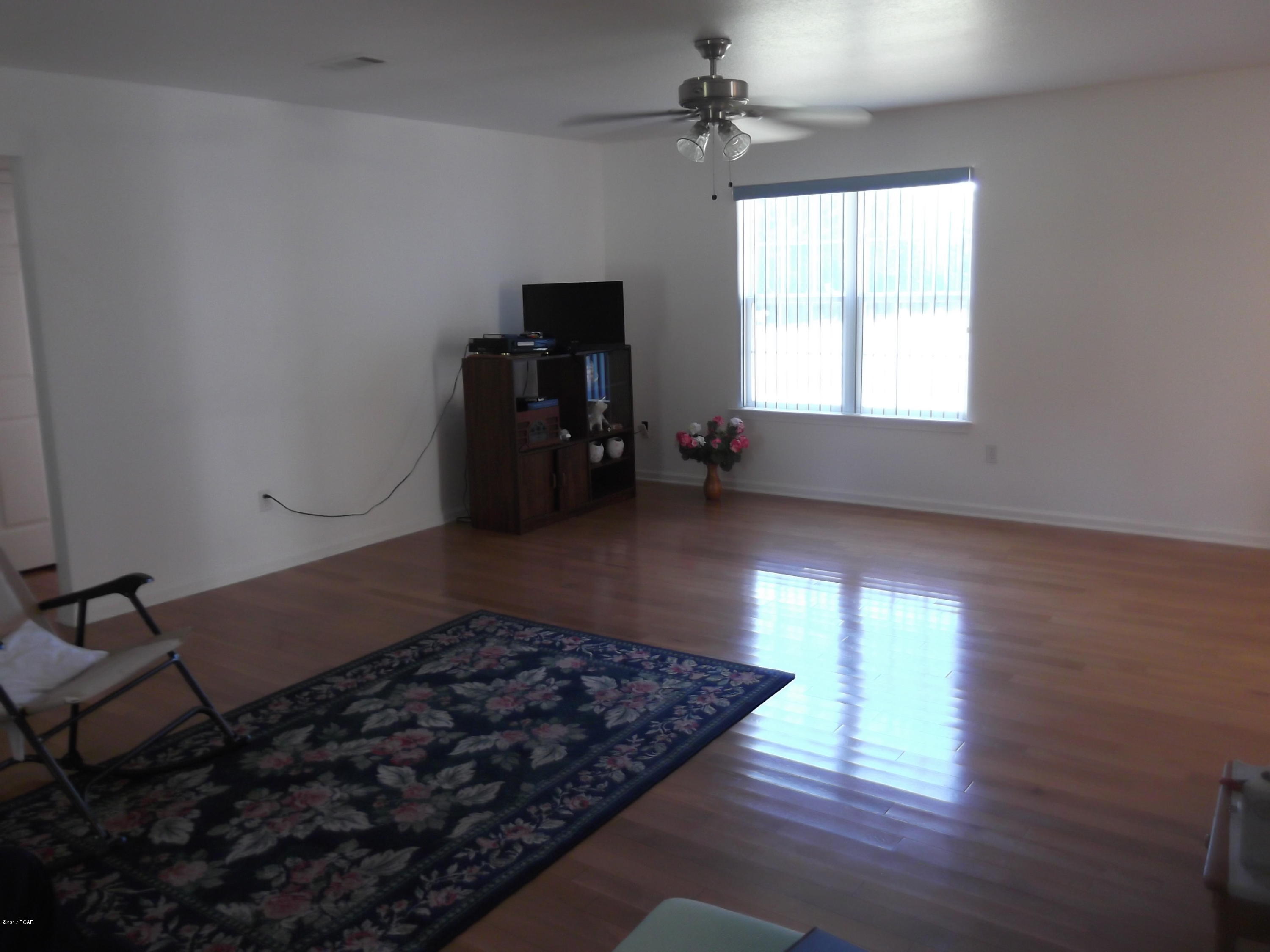 954 Tri County Road Graceville, FL 32440 - Photo 4 of 30