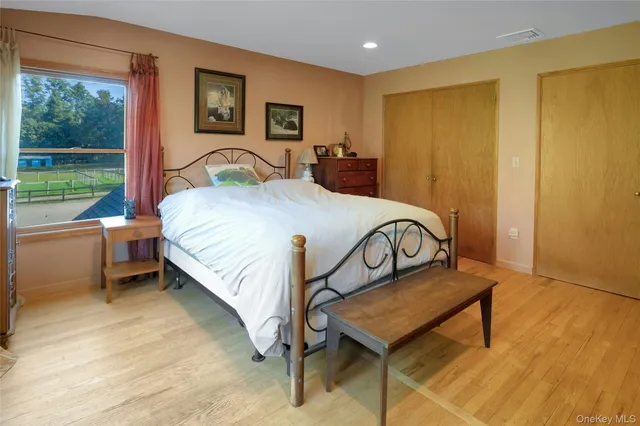 $899,000 | 73 Lake Ellis Road, Wingdale, NY 12594