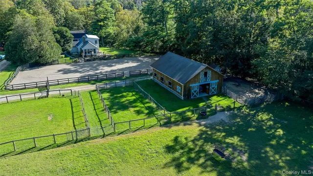 $899,000 | 73 Lake Ellis Road, Wingdale, NY 12594
