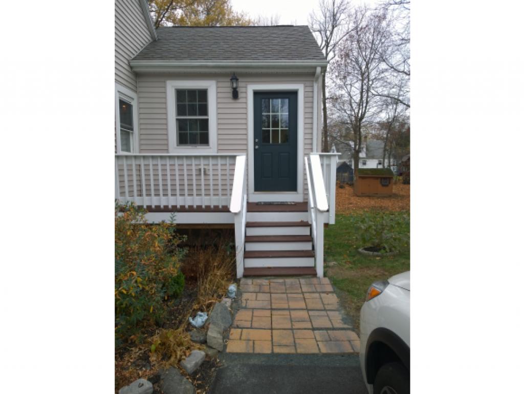 7 Webster Avenue Exeter, NH 03833 - Photo 4 of 19 Gallery Image 4