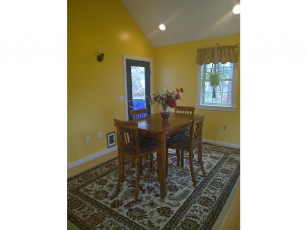 7 Webster Avenue Exeter, NH 03833 - Photo 5 of 19 Gallery Image 5
