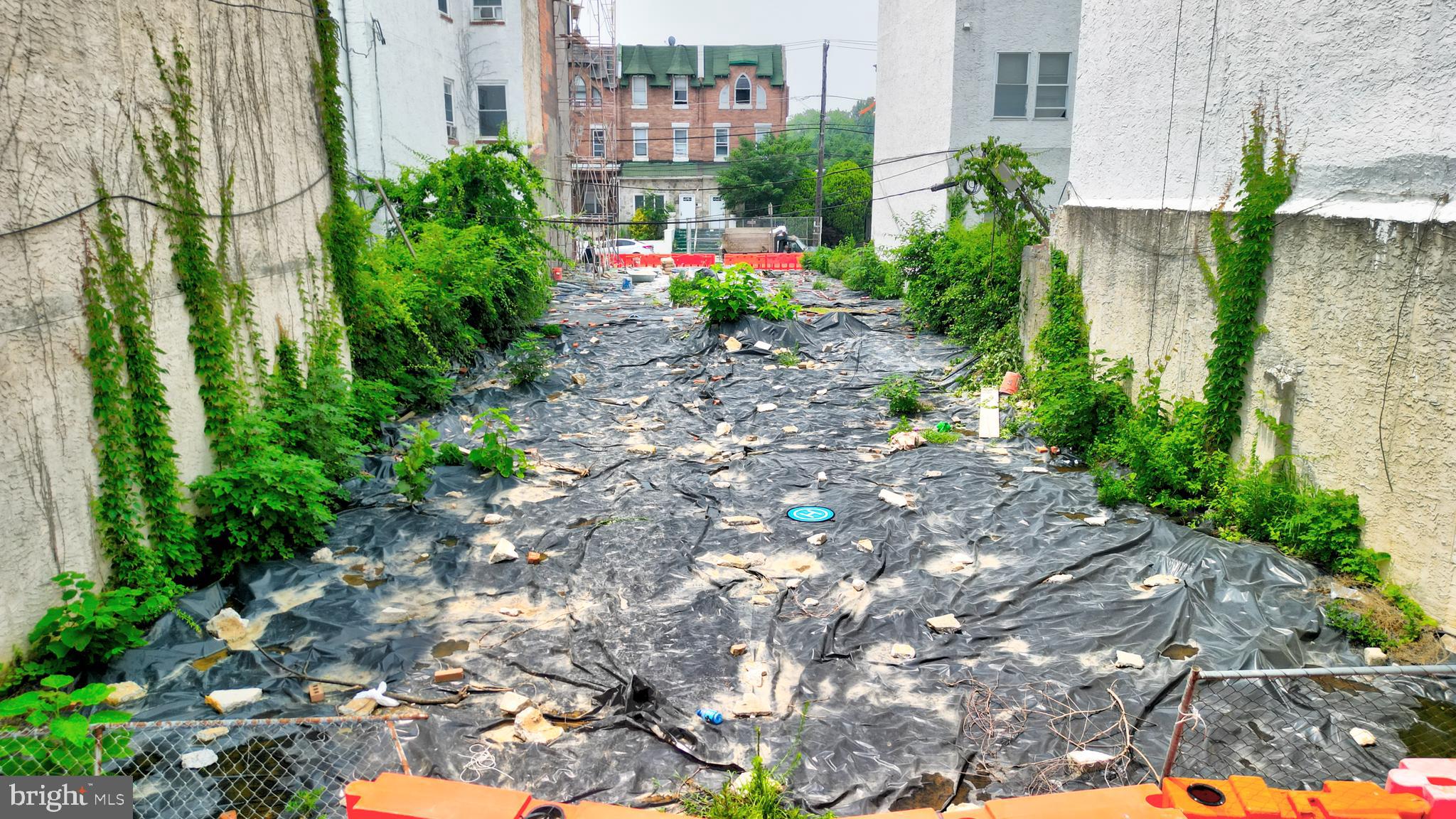 885 North 41st Street Philadelphia, PA 19104 - Photo 2 of 15