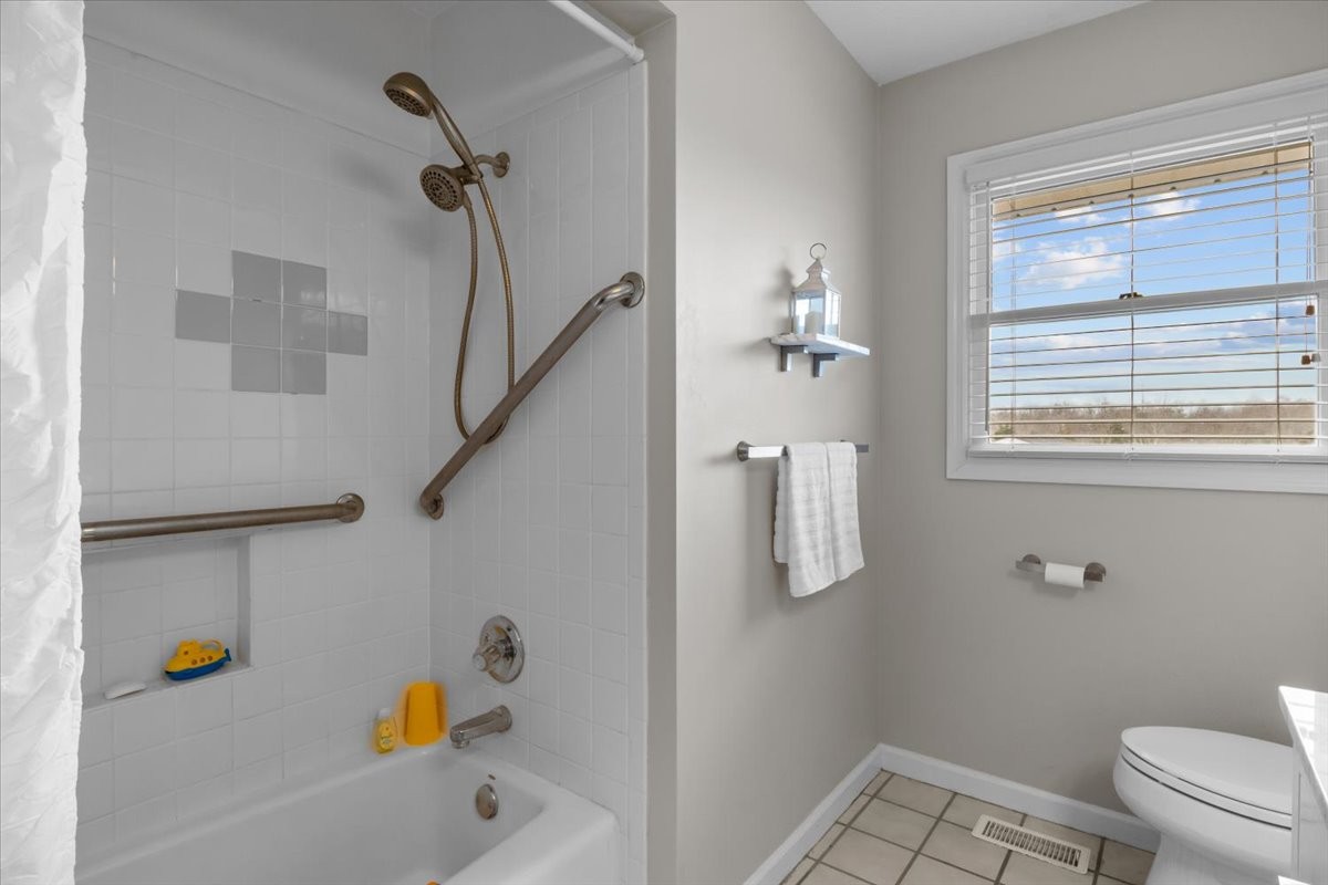 122 Reep Road Dickson, TN 37055 - Photo 12 of 34 Gallery Image 12