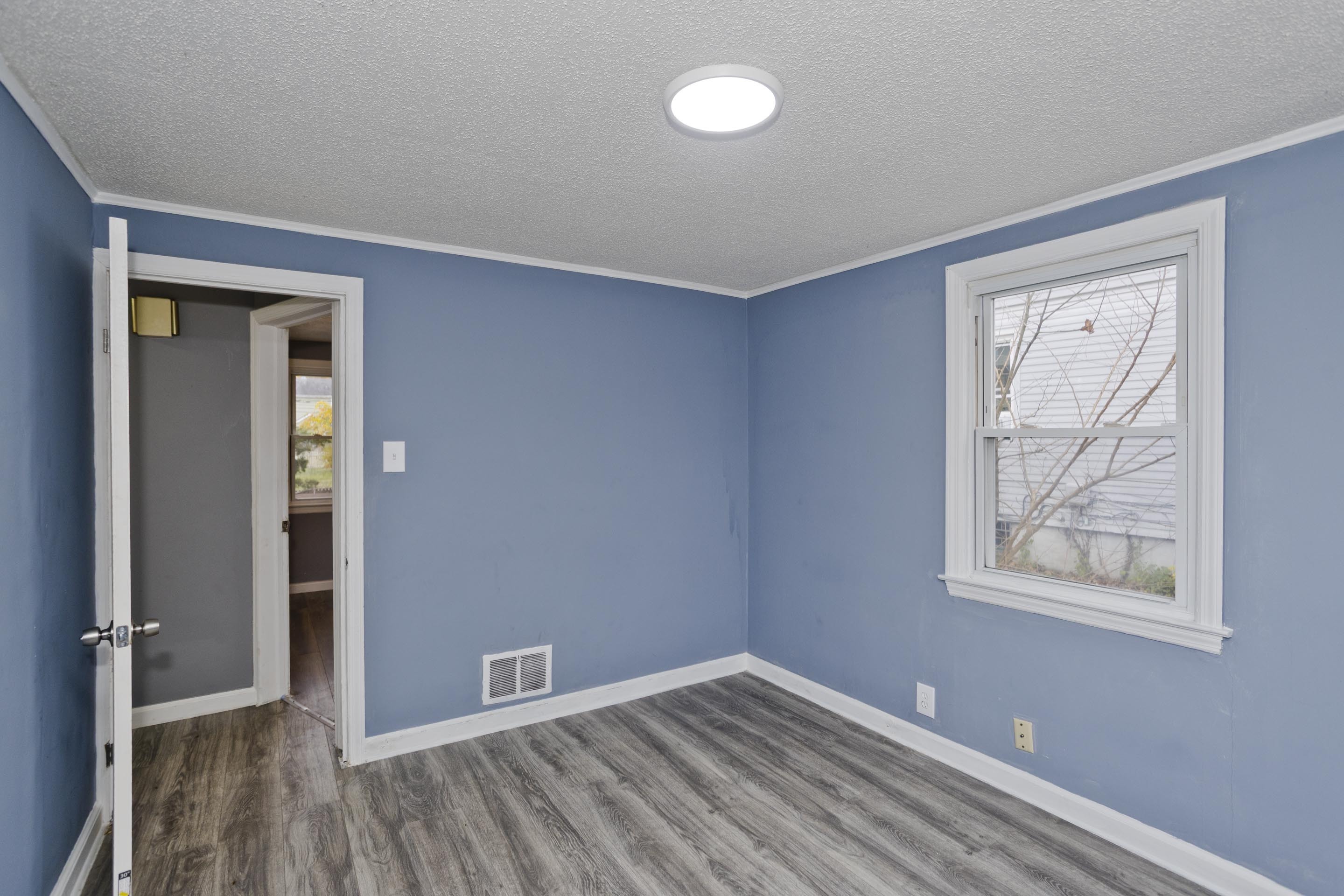 39 Wade Avenue Bloomfield, CT 06002 - Photo 18 of 34