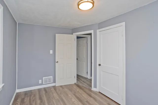 $224,000 | 39 Wade Avenue, Bloomfield, CT 06002