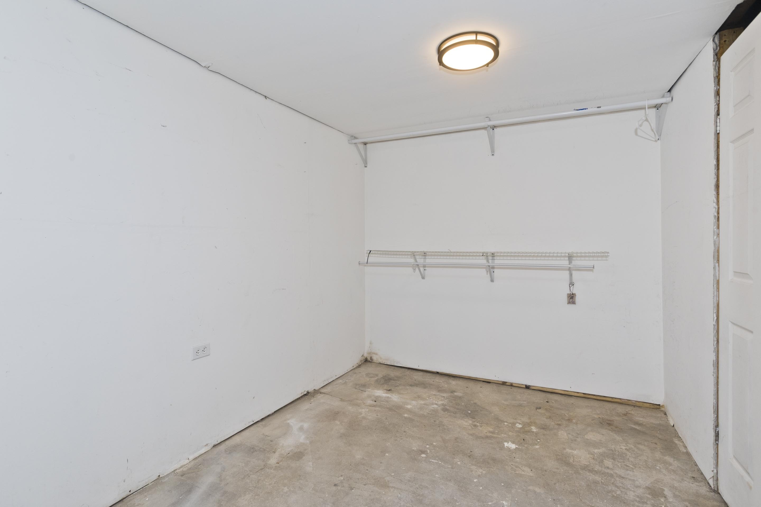 39 Wade Avenue Bloomfield, CT 06002 - Photo 27 of 34