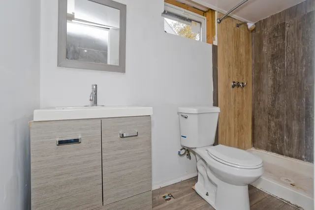 $224,000 | 39 Wade Avenue, Bloomfield, CT 06002