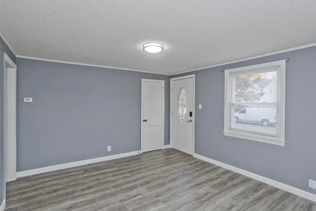 $224,000 | 39 Wade Avenue, Bloomfield, CT 06002