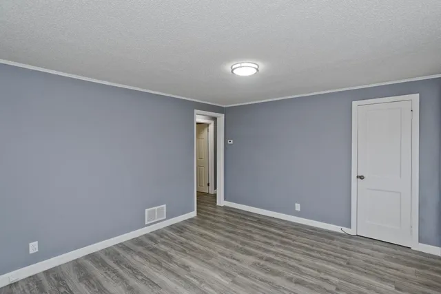 $224,000 | 39 Wade Avenue, Bloomfield, CT 06002