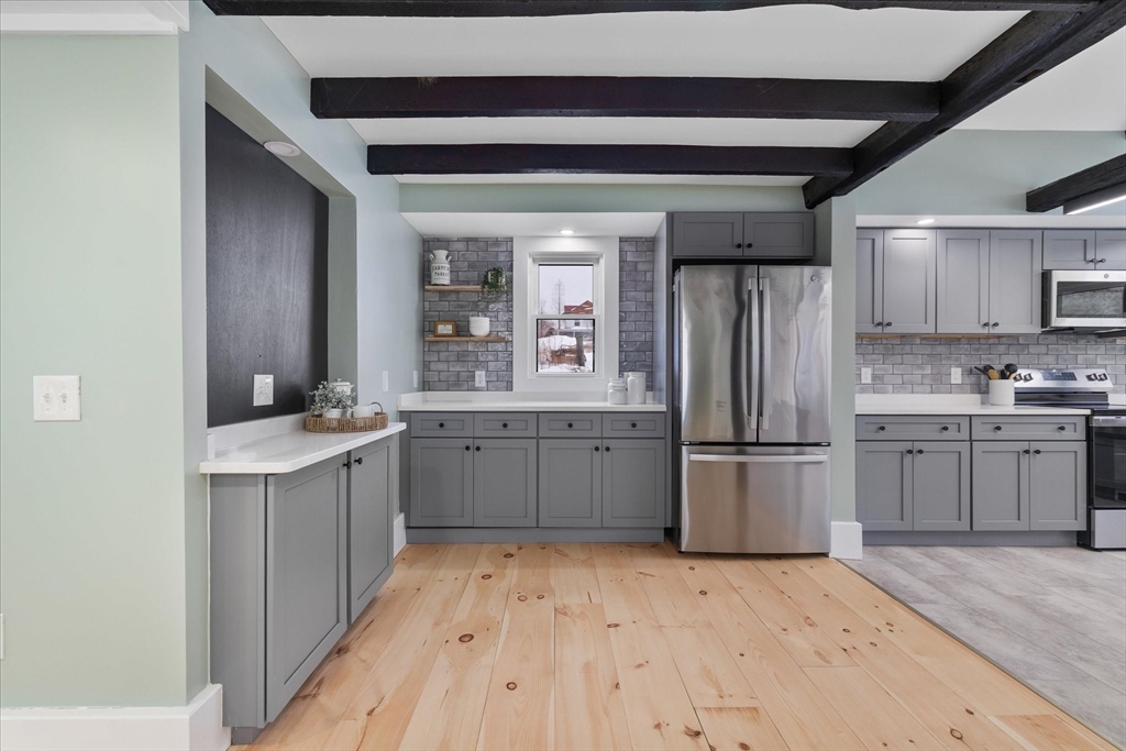 294 Boston Road Sutton, MA 01590 - Photo 14 of 38