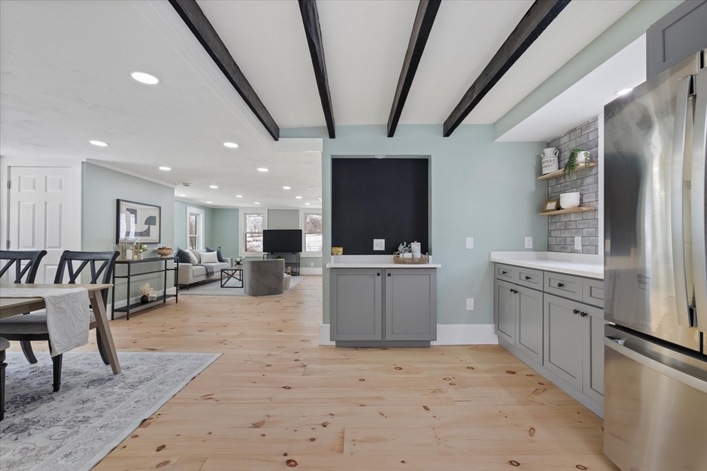 294 Boston Road Sutton, MA 01590 - Photo 17 of 38