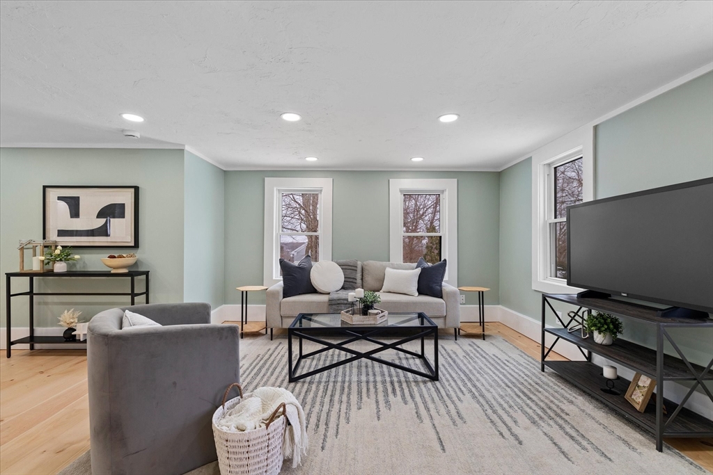 294 Boston Road Sutton, MA 01590 - Photo 5 of 38