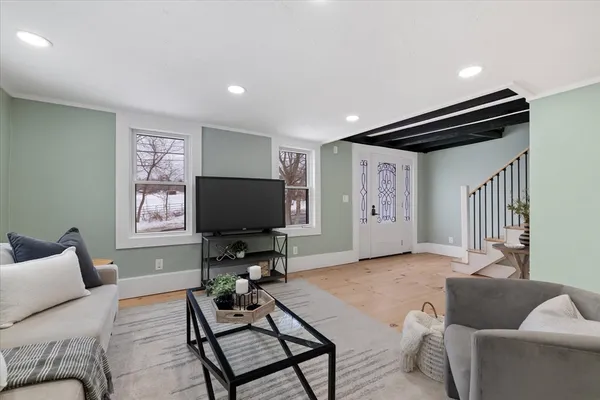 $575,000 | 294 Boston Road, Sutton, MA 01590