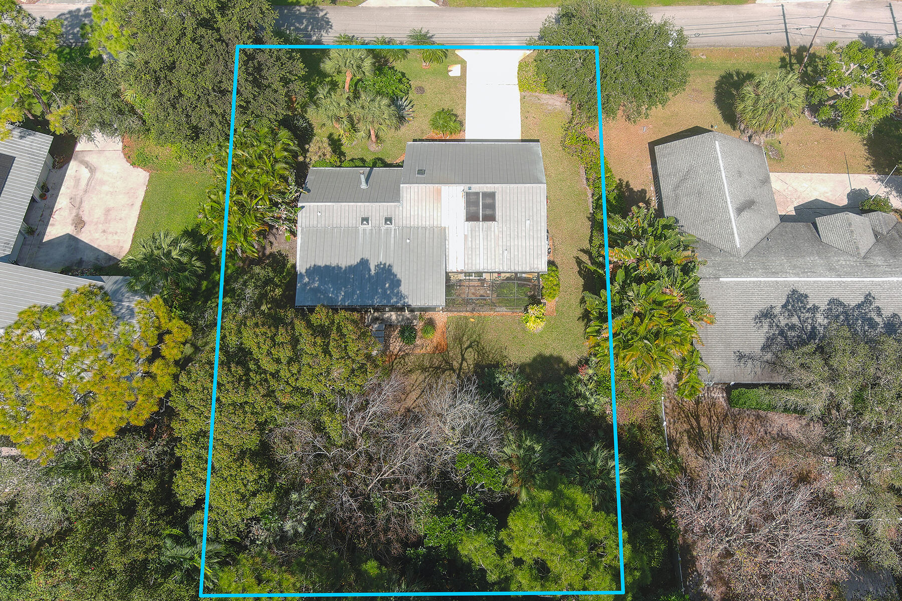 8816 Southeast May Terrace Hobe Sound, FL 33455 - Photo 24 of 27 Top View