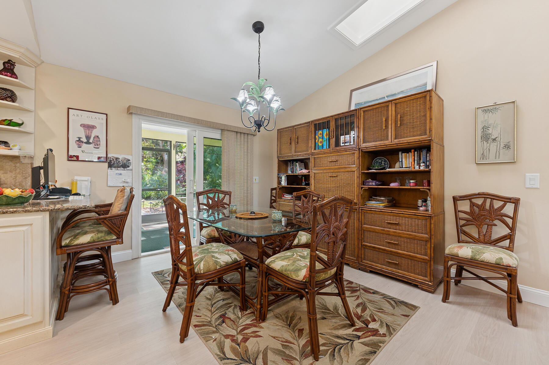 8816 Southeast May Terrace Hobe Sound, FL 33455 - Photo 4 of 27 Dining Area