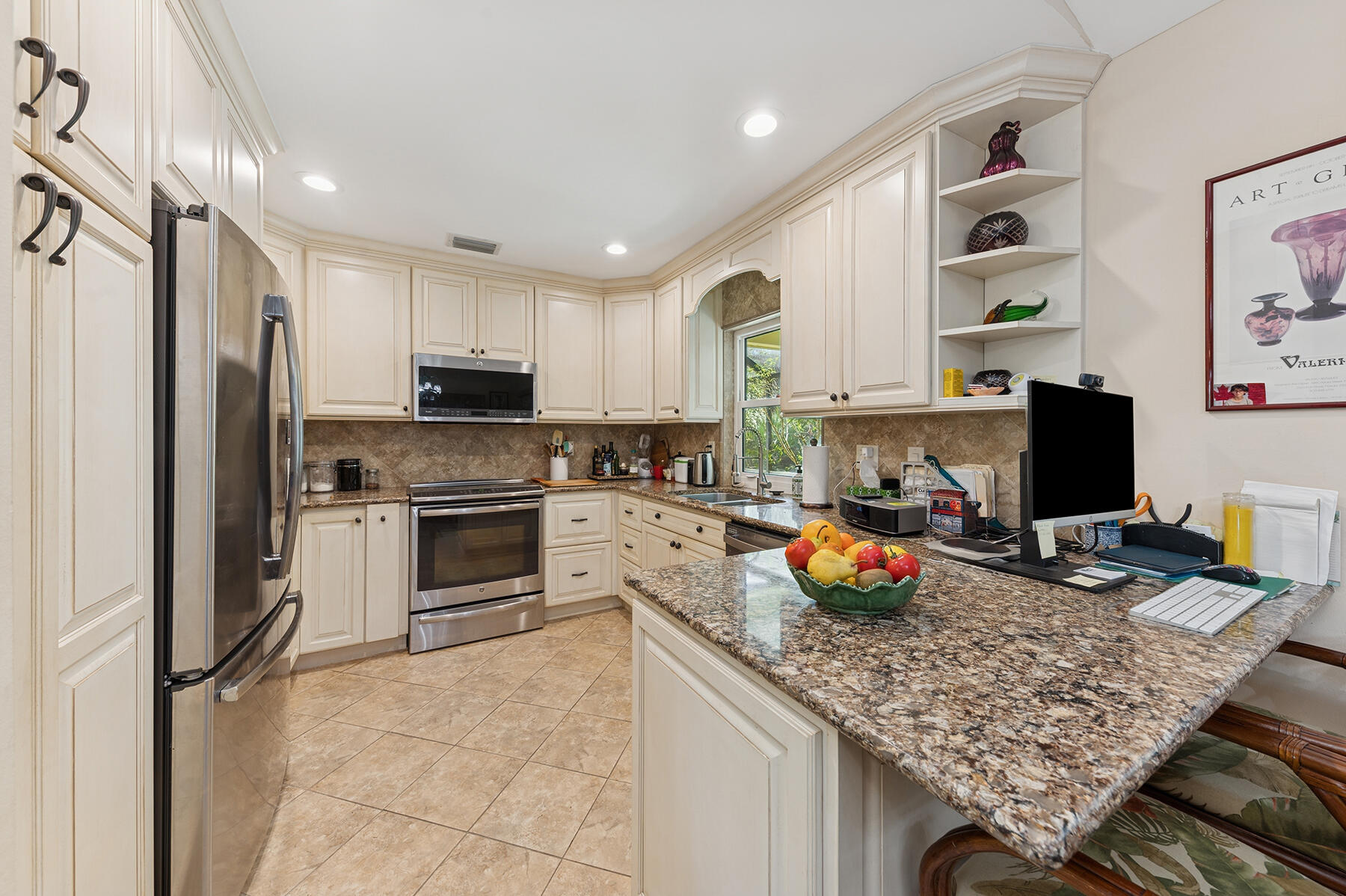 8816 Southeast May Terrace Hobe Sound, FL 33455 - Photo 6 of 27 Kitchen