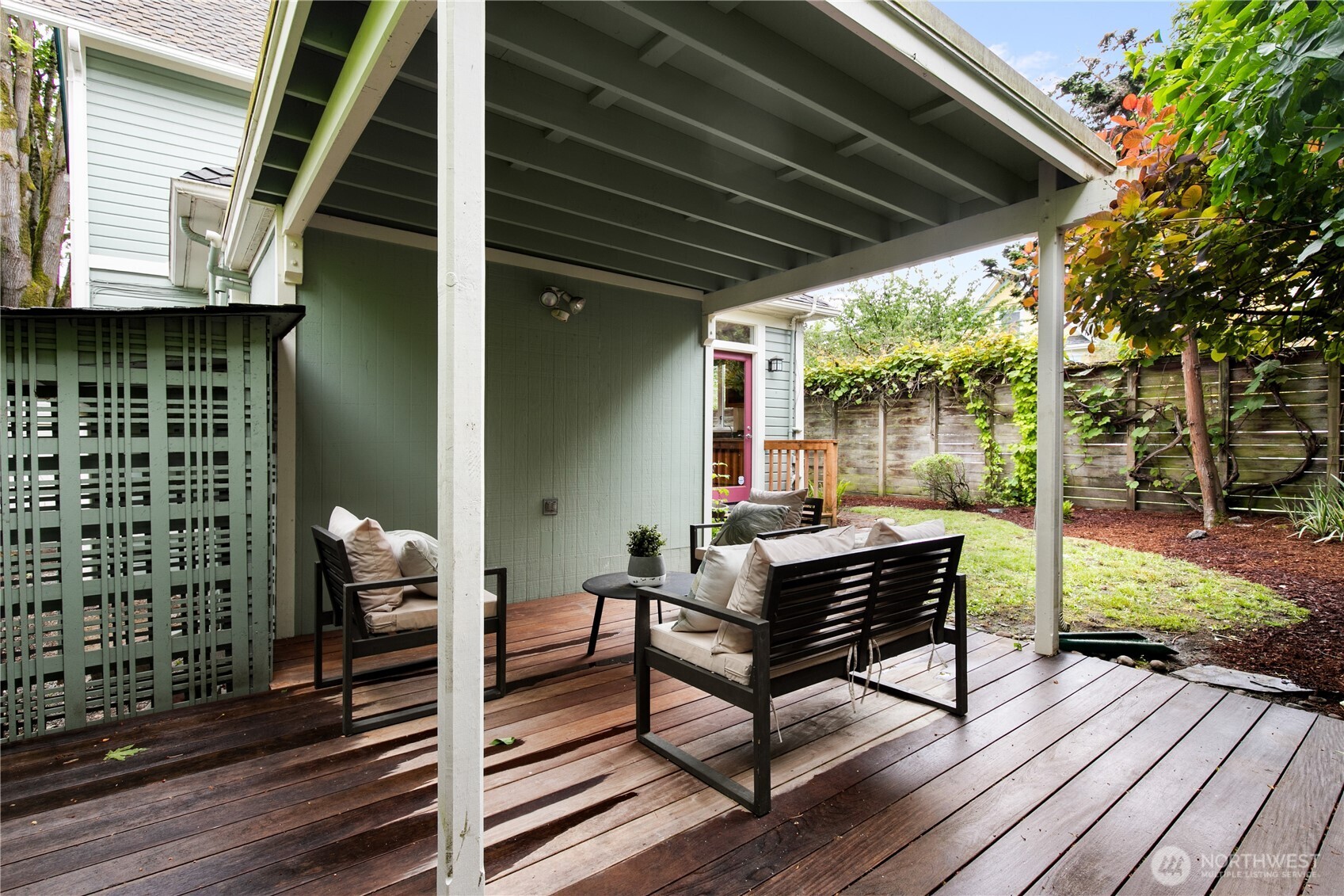 2202 East John Street Seattle, WA 98112 - Photo 30 of 34