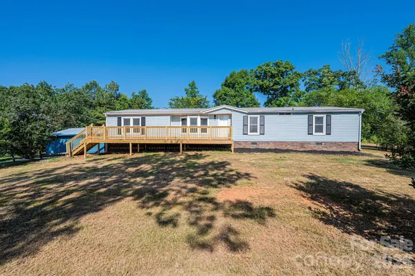 $249,900 | 1143 Cheyenne Oaks Drive, Claremont, NC 28610
