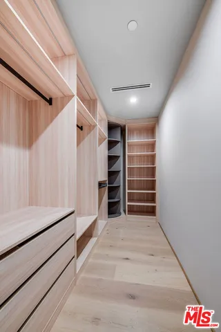 $4,895,000 | 8721 Sunset Plaza Terrace, West Hollywood, CA 90069