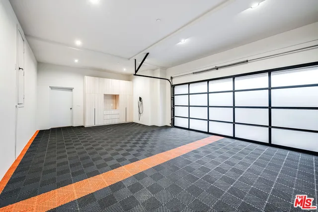 $4,895,000 | 8721 Sunset Plaza Terrace, West Hollywood, CA 90069