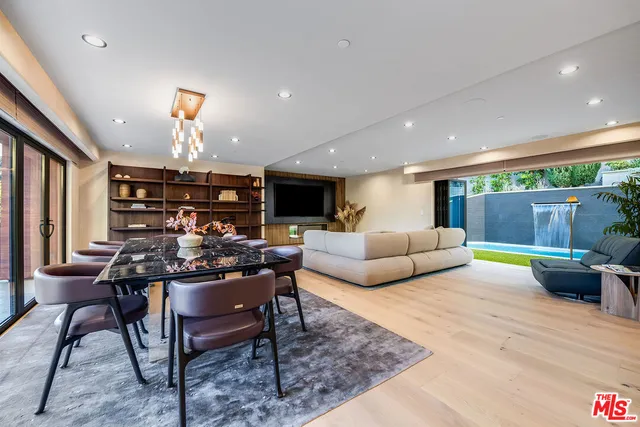 $4,895,000 | 8721 Sunset Plaza Terrace, West Hollywood, CA 90069