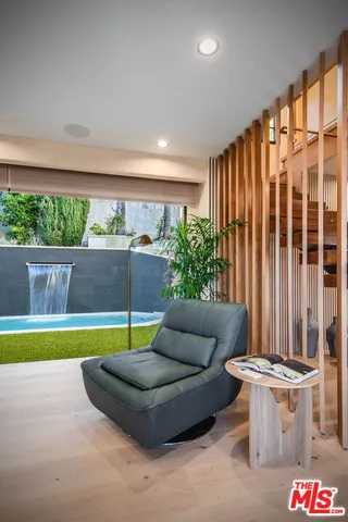 $4,895,000 | 8721 Sunset Plaza Terrace, West Hollywood, CA 90069