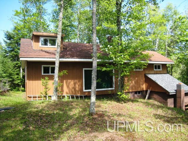 10 Saa Cornell, MI 49818 - Photo 1 of 20
